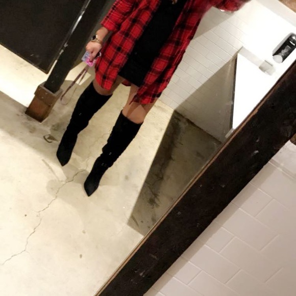 Black over the knee heeled boots - Picture 3 of 3